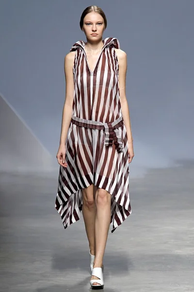 Look 22